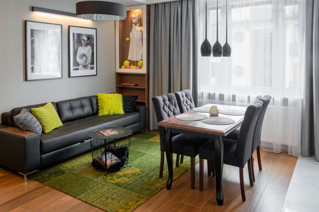 Aga Tenis Apartments By Radwanska Cracovia Esterno foto