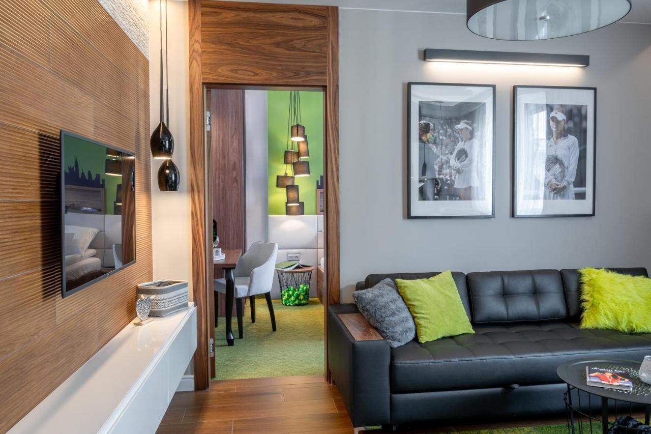 Aga Tenis Apartments By Radwanska Cracovia Esterno foto