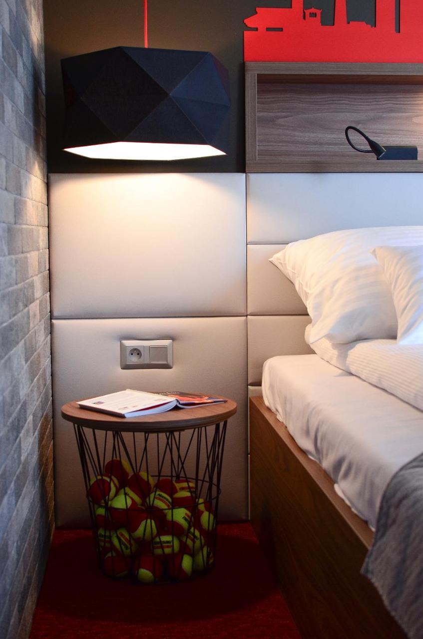 Aga Tenis Apartments By Radwanska Cracovia Esterno foto
