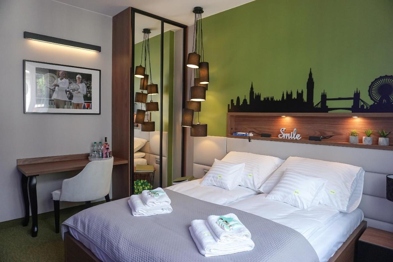 Aga Tenis Apartments By Radwanska Cracovia Esterno foto