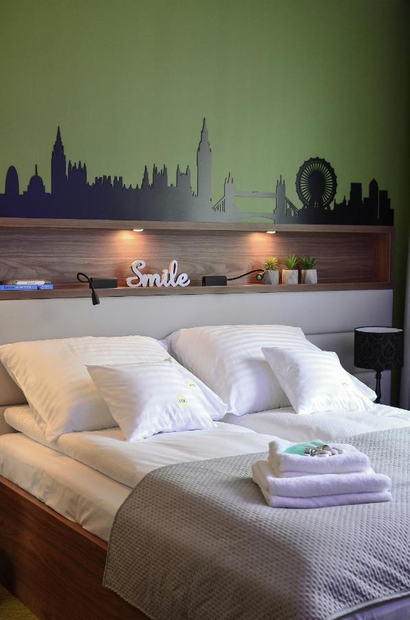 Aga Tenis Apartments By Radwanska Cracovia Esterno foto